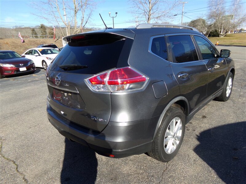 2016 Nissan Rogue SV - Photo 7 - Uncasville, CT 06382