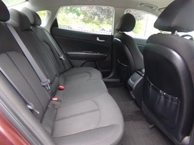 2018 Kia Optima LX - Photo 10 - Uncasville, CT 06382