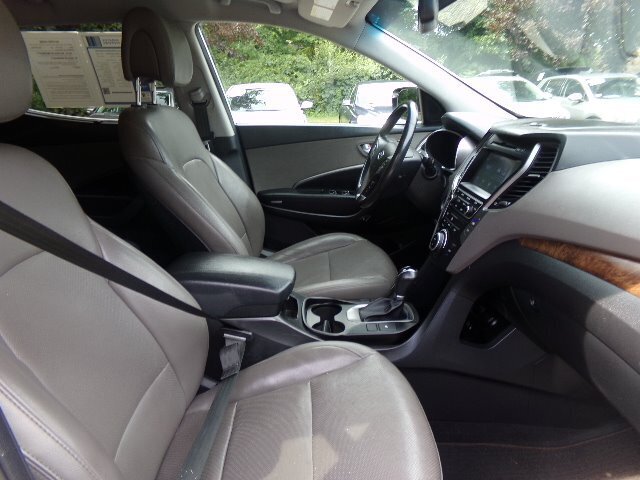 2018 Hyundai SANTA FE Sport 2.4L - Photo 12 - Groton, CT 06340