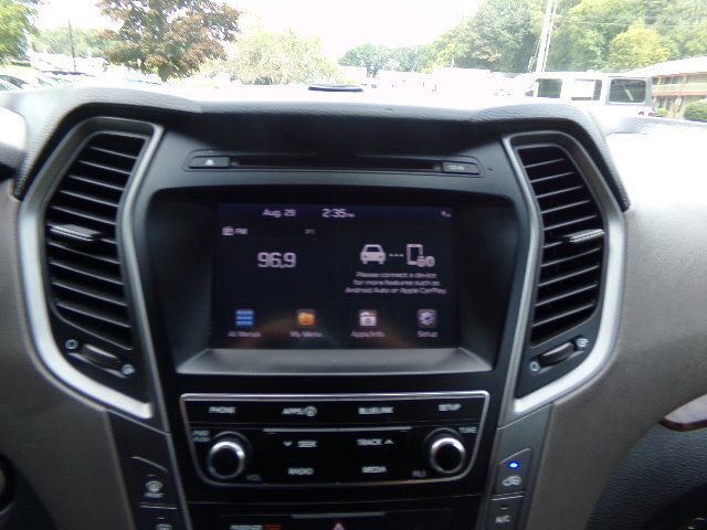 2018 Hyundai SANTA FE Sport 2.4L - Photo 15 - Groton, CT 06340