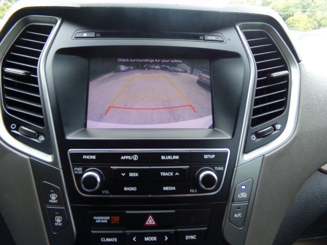 2018 Hyundai SANTA FE Sport 2.4L - Photo 16 - Groton, CT 06340