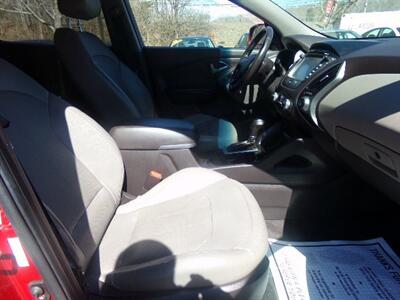 2014 Hyundai TUCSON Limited - Photo 11 - Uncasville, CT 06382