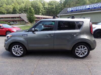 2017 Kia Soul +   - Photo 4 - Uncasville, CT 06382