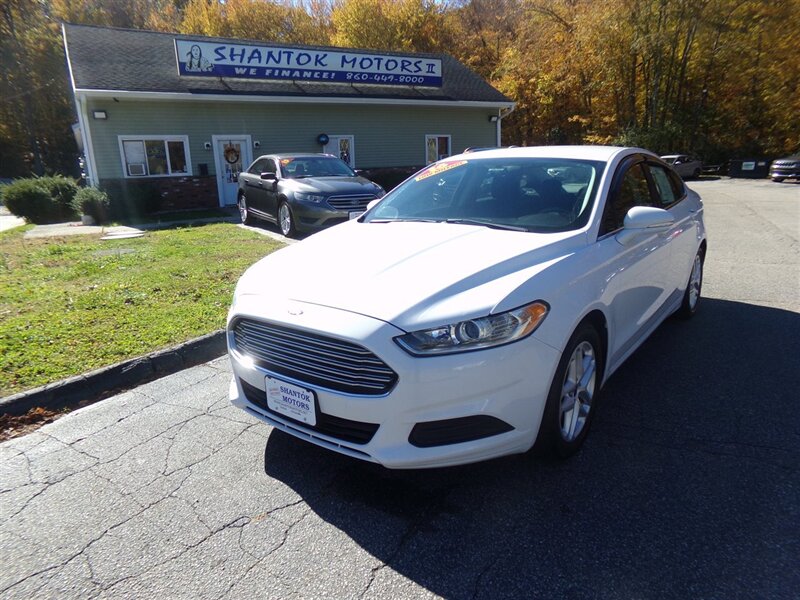 2016 Ford Fusion SE   - Photo 3 - Groton, CT 06340