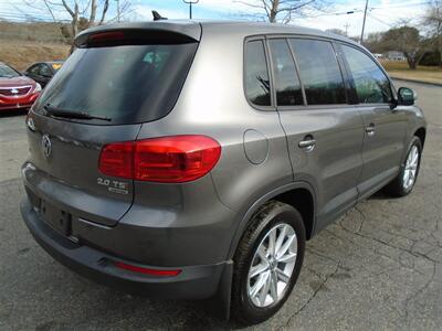 2014 Volkswagen Tiguan SE 4Motion   - Photo 8 - Uncasville, CT 06382