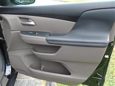 2013 Honda Odyssey EX-L   - Photo 18 - Groton, CT 06340