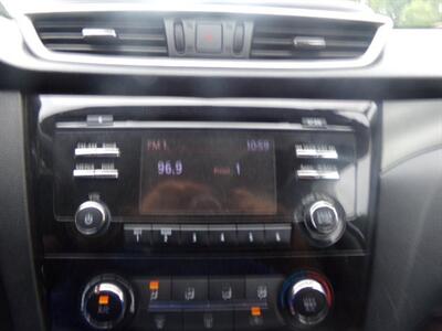 2016 Nissan Rogue S - Photo 15 - Uncasville, CT 06382