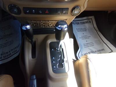 2012 Jeep Wrangler Sahara   - Photo 15 - Uncasville, CT 06382