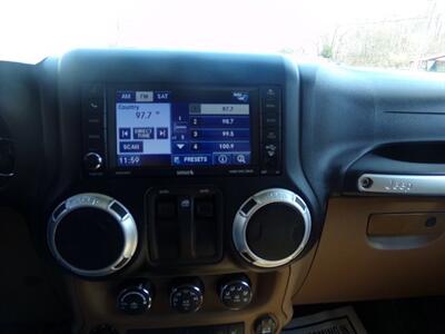 2012 Jeep Wrangler Sahara   - Photo 14 - Uncasville, CT 06382