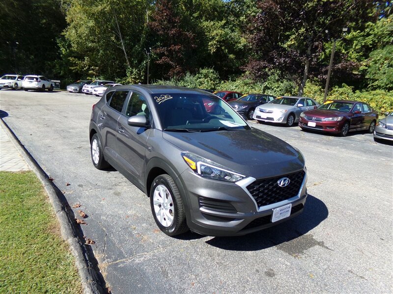 2020 Hyundai TUCSON SE  