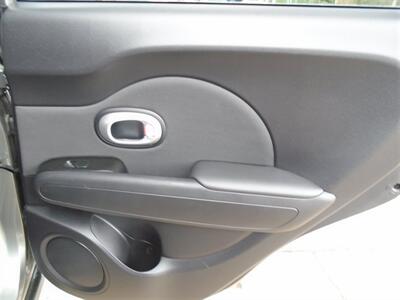 2015 Kia Soul EX Plus   - Photo 19 - Uncasville, CT 06382