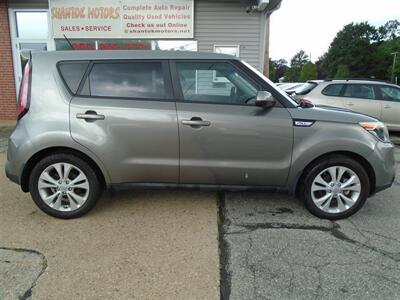 2015 Kia Soul EX Plus   - Photo 8 - Uncasville, CT 06382