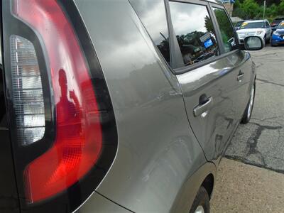 2015 Kia Soul EX Plus   - Photo 13 - Uncasville, CT 06382