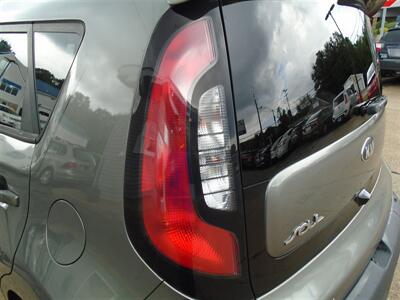 2015 Kia Soul EX Plus   - Photo 11 - Uncasville, CT 06382