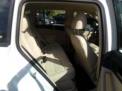 2017 Volkswagen Tiguan 2.0T S 4Motion   - Photo 12 - Groton, CT 06340