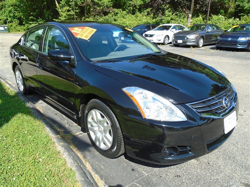 2012 Nissan Altima 2.5 S - Photo 1 - Groton, CT 06340