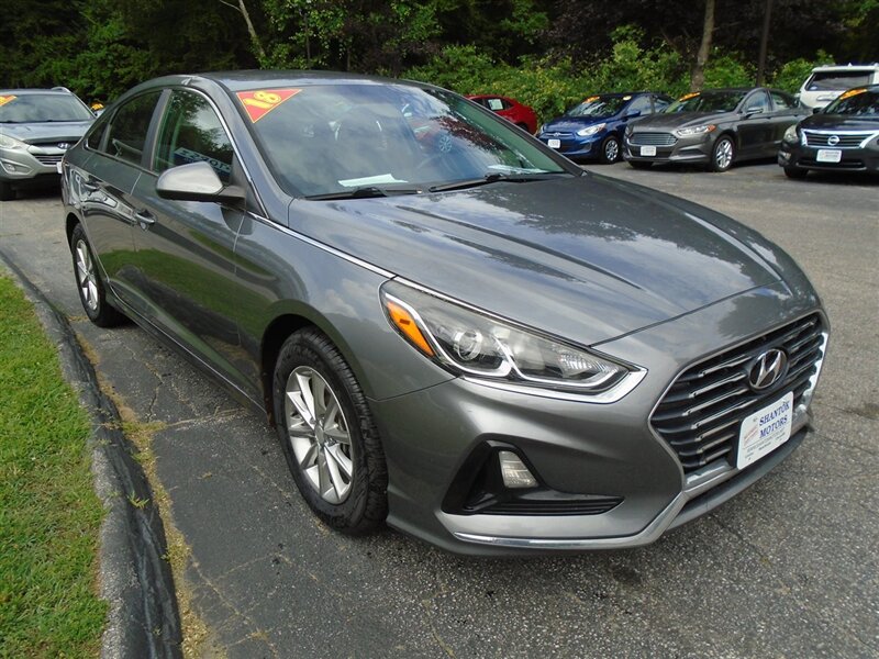 2018 Hyundai SONATA SE  