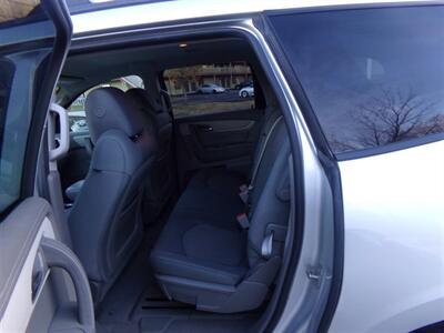 2017 Chevrolet Traverse LS   - Photo 11 - Groton, CT 06340