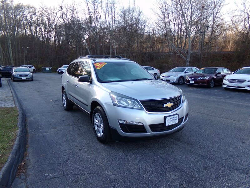 2017 Chevrolet Traverse LS