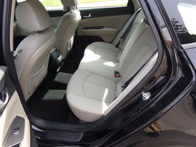 2016 Kia Optima LX - Photo 11 - Uncasville, CT 06382