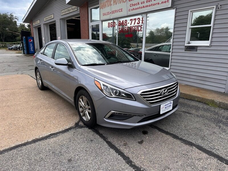 2015 Hyundai SONATA SE   - Photo 1 - Uncasville, CT 06382