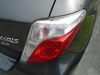 2012 Toyota Yaris 5-Door SE   - Photo 12 - Groton, CT 06340