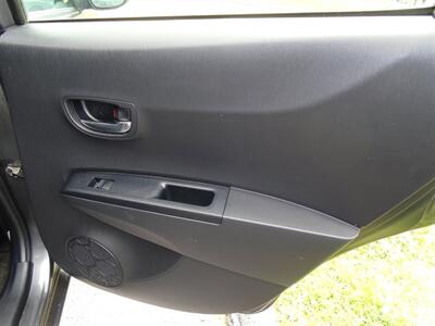 2012 Toyota Yaris 5-Door SE   - Photo 19 - Groton, CT 06340