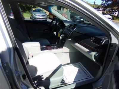 2012 Toyota Camry XLE   - Photo 13 - Groton, CT 06340