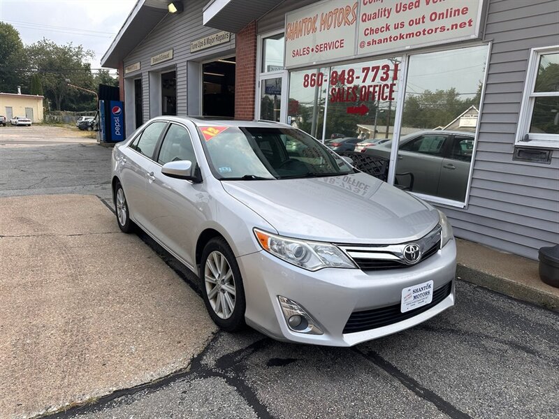 2012 Toyota Camry XLE - Photo 1 - Groton, CT 06340