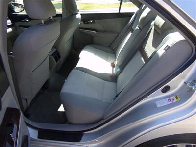 2012 Toyota Camry XLE   - Photo 11 - Groton, CT 06340