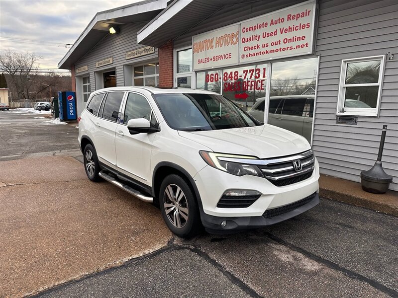 2017 Honda Pilot EX-L   - Photo 1 - Groton, CT 06340