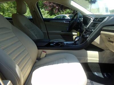 2016 Ford Fusion SE - Photo 11 - Uncasville, CT 06382