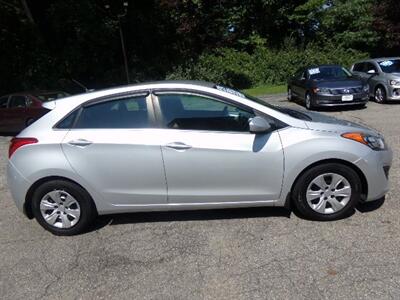 2017 Hyundai ELANTRA GT - Photo 8 - Uncasville, CT 06382
