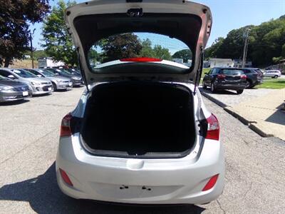 2017 Hyundai ELANTRA GT - Photo 9 - Uncasville, CT 06382