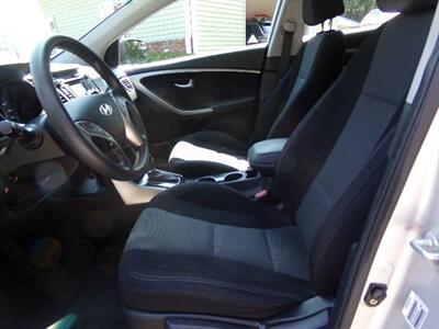 2017 Hyundai ELANTRA GT - Photo 13 - Uncasville, CT 06382