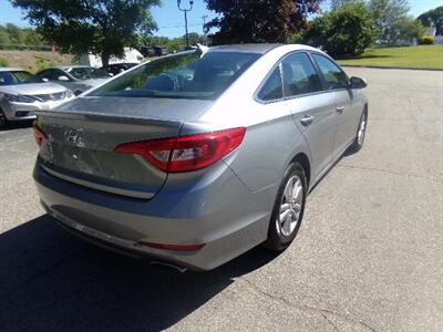 2015 Hyundai SONATA SE - Photo 7 - Groton, CT 06340