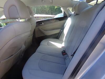 2015 Hyundai SONATA SE - Photo 13 - Groton, CT 06340