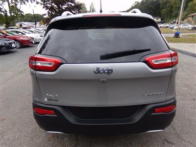 2017 Jeep Cherokee High Altitude   - Photo 6 - Uncasville, CT 06382