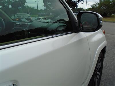 2018 Toyota 4Runner Limited   - Photo 14 - Groton, CT 06340