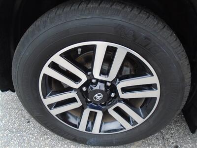 2018 Toyota 4Runner Limited   - Photo 30 - Groton, CT 06340