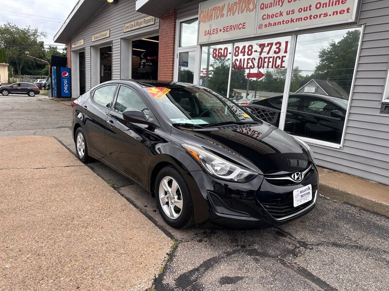 2014 Hyundai ELANTRA SE - Photo 1 - Uncasville, CT 06382