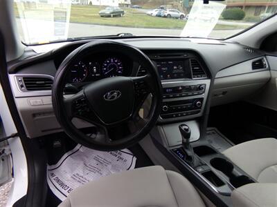 2017 Hyundai SONATA SE - Photo 9 - Groton, CT 06340