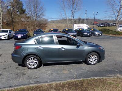 2013 Mazda Mazda3 i Touring   - Photo 8 - Manchester, CT 06040