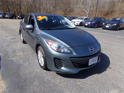 2013 Mazda Mazda3 i Touring   - Photo 1 - Manchester, CT 06040