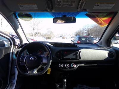 2016 Toyota Yaris 5-Door LE   - Photo 10 - Groton, CT 06340