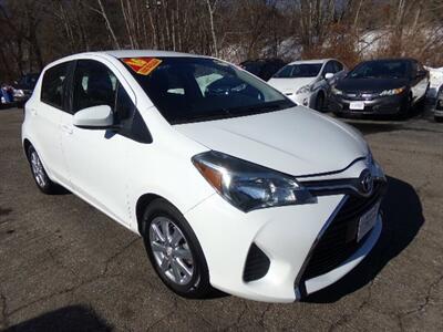 2016 Toyota Yaris 5-Door LE   - Photo 1 - Groton, CT 06340