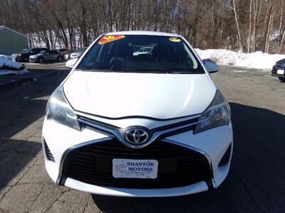 2016 Toyota Yaris 5-Door LE   - Photo 2 - Groton, CT 06340