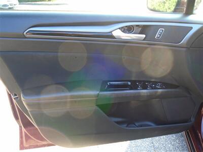 2013 Ford Fusion SE   - Photo 16 - Uncasville, CT 06382