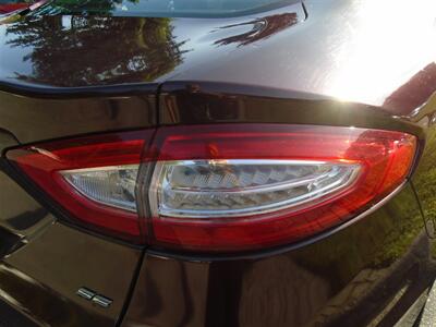 2013 Ford Fusion SE   - Photo 11 - Uncasville, CT 06382