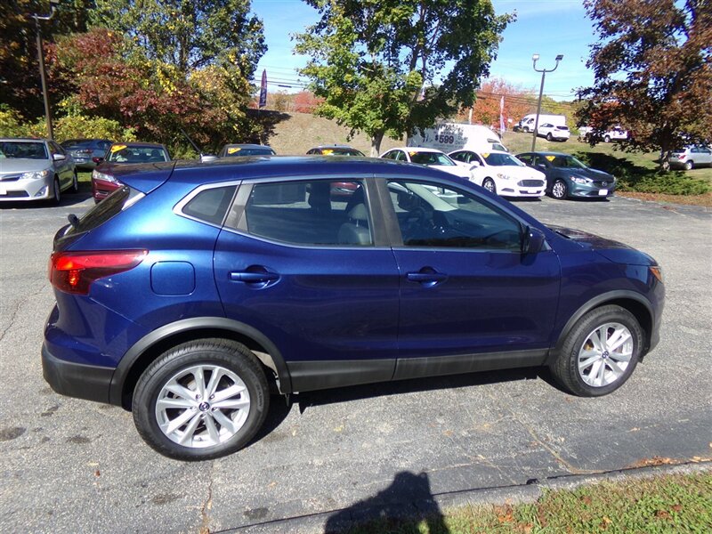2019 Nissan Rogue Sport S   - Photo 8 - Groton, CT 06340
